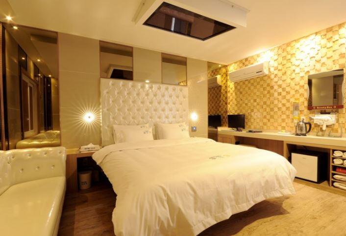 Songjeong Hotel 369 Busan Eksteriør billede